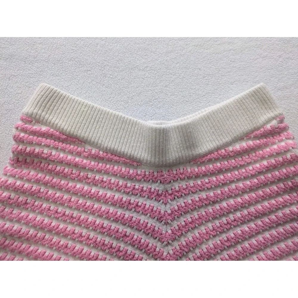 Yllw questions pink